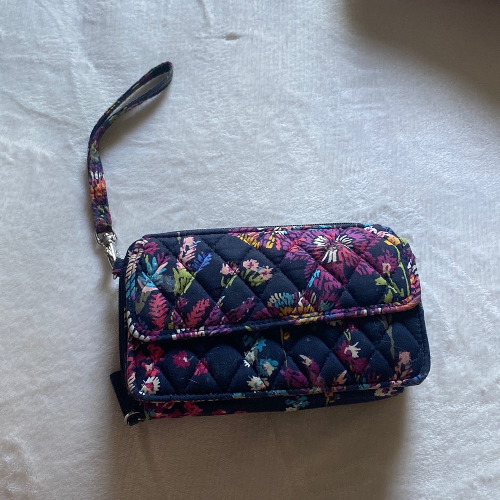 Vera Bradley All in one crossbody bag